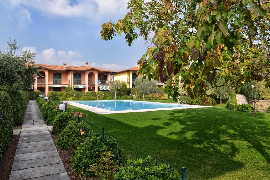 Casa Vacanze Serraglie Raffa Exterior photo